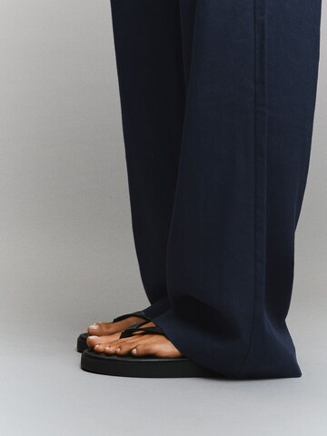 Wide Leg Pantalon Bershka en bleu