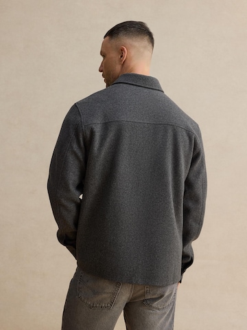 DAN FOX APPAREL Comfort fit Srajca 'Ali' | siva barva