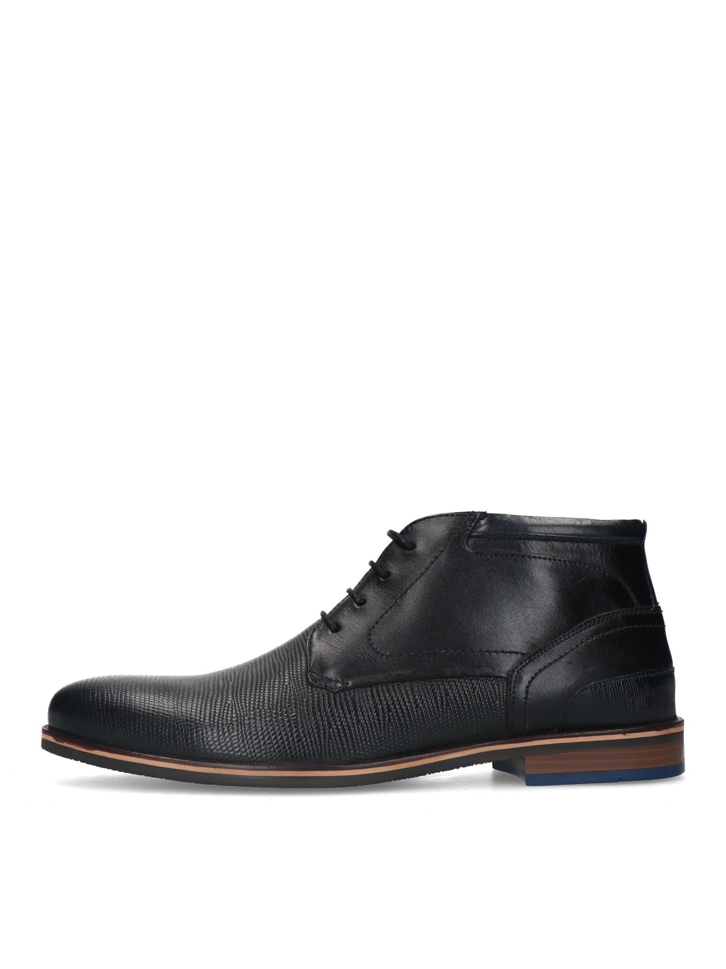 MANFIELD Lace-Up Boots in Black