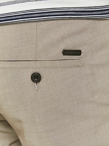 Slimfit Pantaloni chino 'Marco Connor' di JACK & JONES in beige