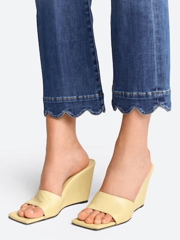 Rich & Royal Flared Jeans in Blauw