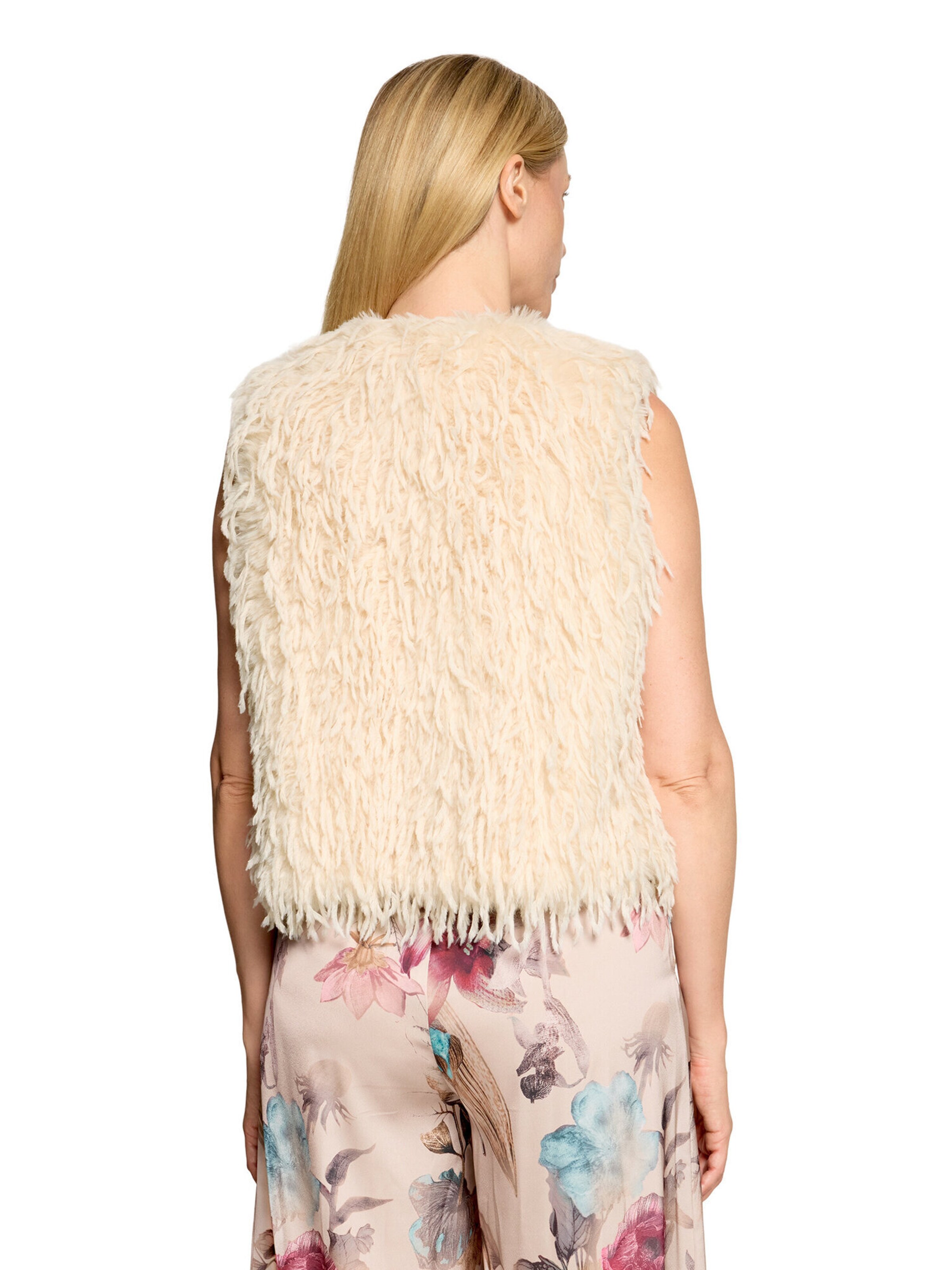 Vera Mont Bodywarmer in Beige