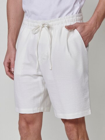 KOROSHI Loosefit Broek in Wit: voorkant