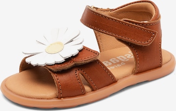 BISGAARD Sandały 'Oya' w kolorze brązowy: przód