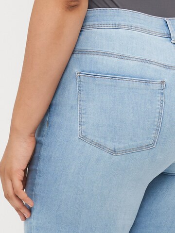 ONLY Carmakoma Skinny Jeans 'CARSALLY' in Blue