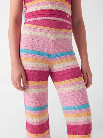 GUESS Wide leg Pants in Pink: front