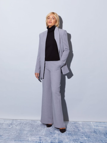 ABOUT YOU x Iconic by Tatiana Kucharova Blazer 'Gianna' in Grey