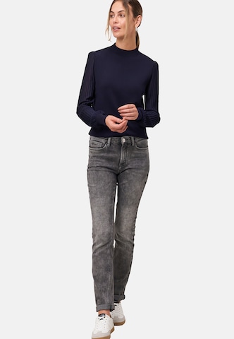 Pullover di zero in blu