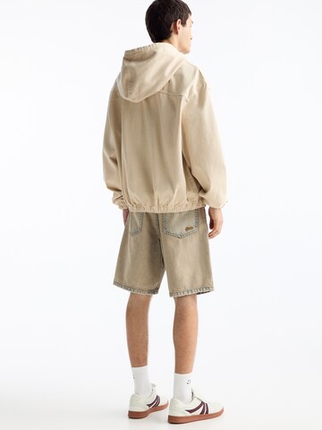 Pull&Bear Välikausitakki värissä beige