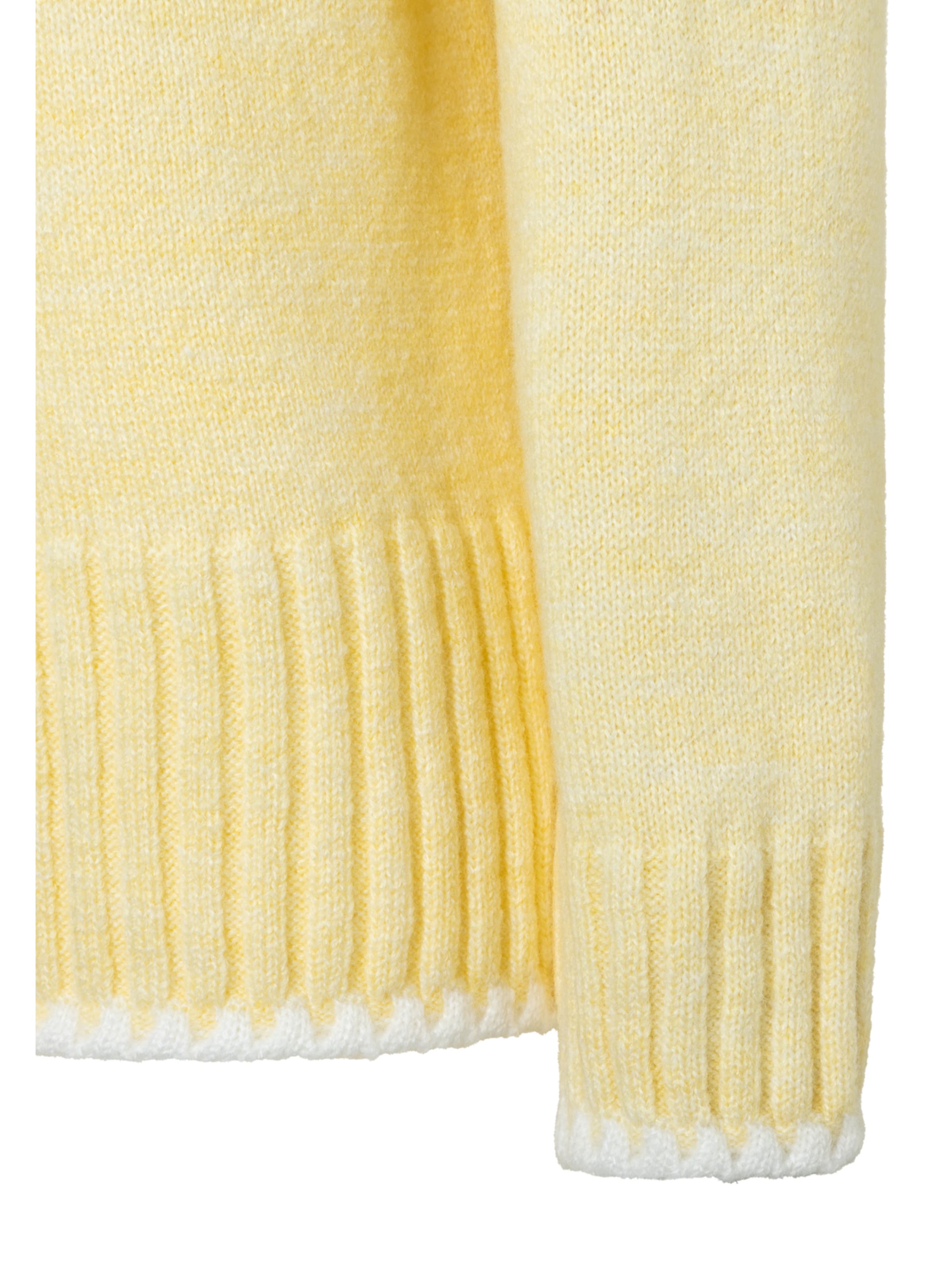 MORE & MORE Sweater in Yellow