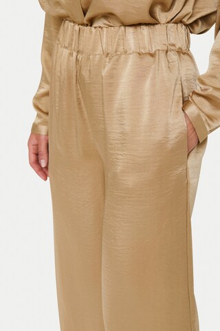 SAINT TROPEZ Wide leg Pants in Beige