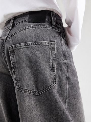 Monki Baggy Jeans in Black