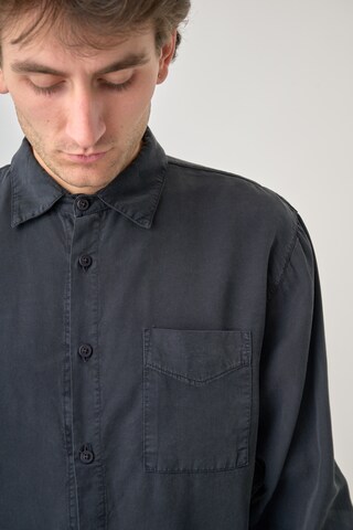 Cleptomanicx Regular Fit Langarmhemd 'Easy' in Grau