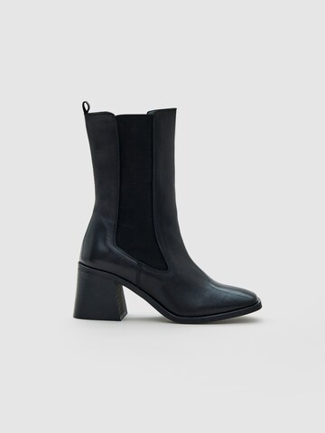 EDITED Chelsea boots 'Meridith' in Zwart: voorkant