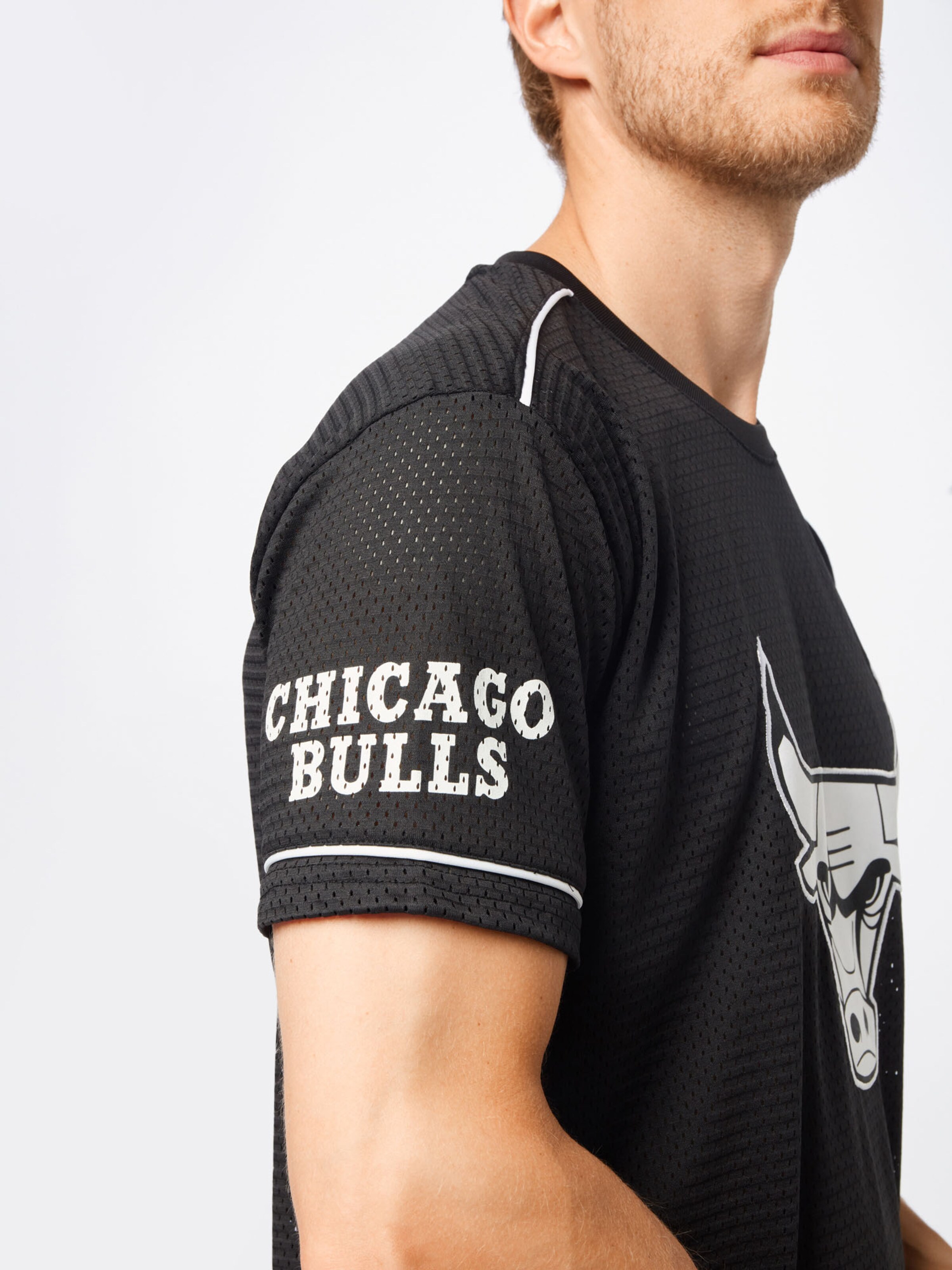 Grandes tailles T-Shirt Chicago Bulls NEW ERA en Noir 