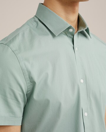 WE Fashion - Slim Fit Camisa em verde