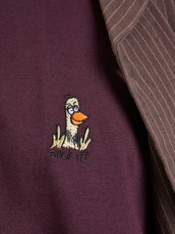 Iriedaily Póló 'What The Duck' - piros