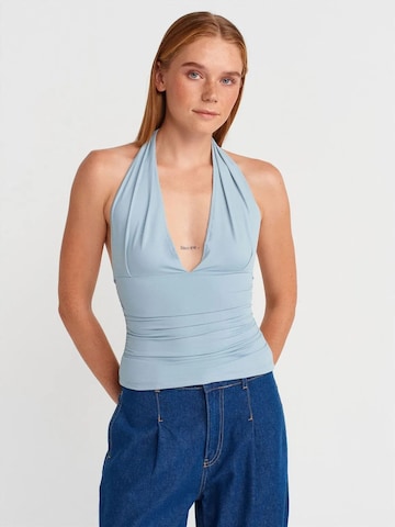 Dilvin - Blusa em azul: frente