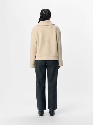 OBJECT Tussenjas in Beige