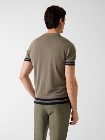 GUESS Sweater in Green