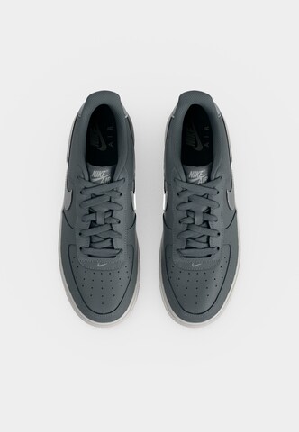 Baskets 'Air Force 1' Nike Sportswear en gris