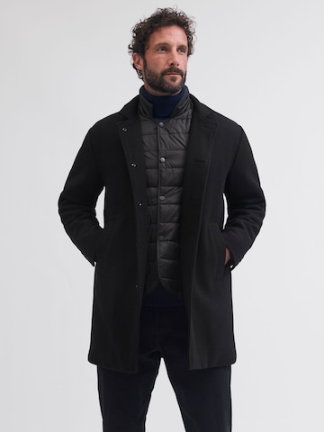 Portland Outerwear Company Between-seasons coat in Black: front