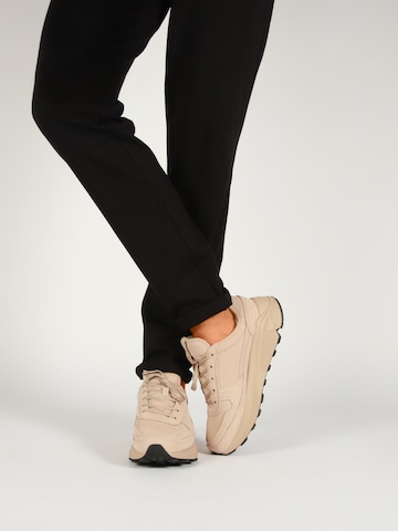 BLACKSTONE - Zapatillas deportivas bajas 'V-Kilian EG595' en beige