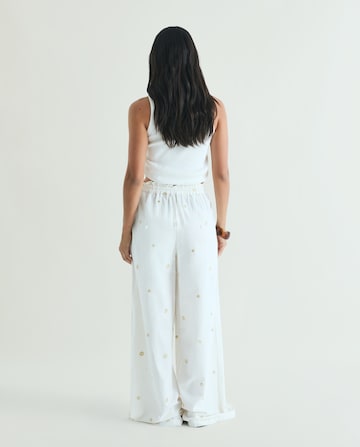 Regular Pantalon ' ' Scalpers en blanc