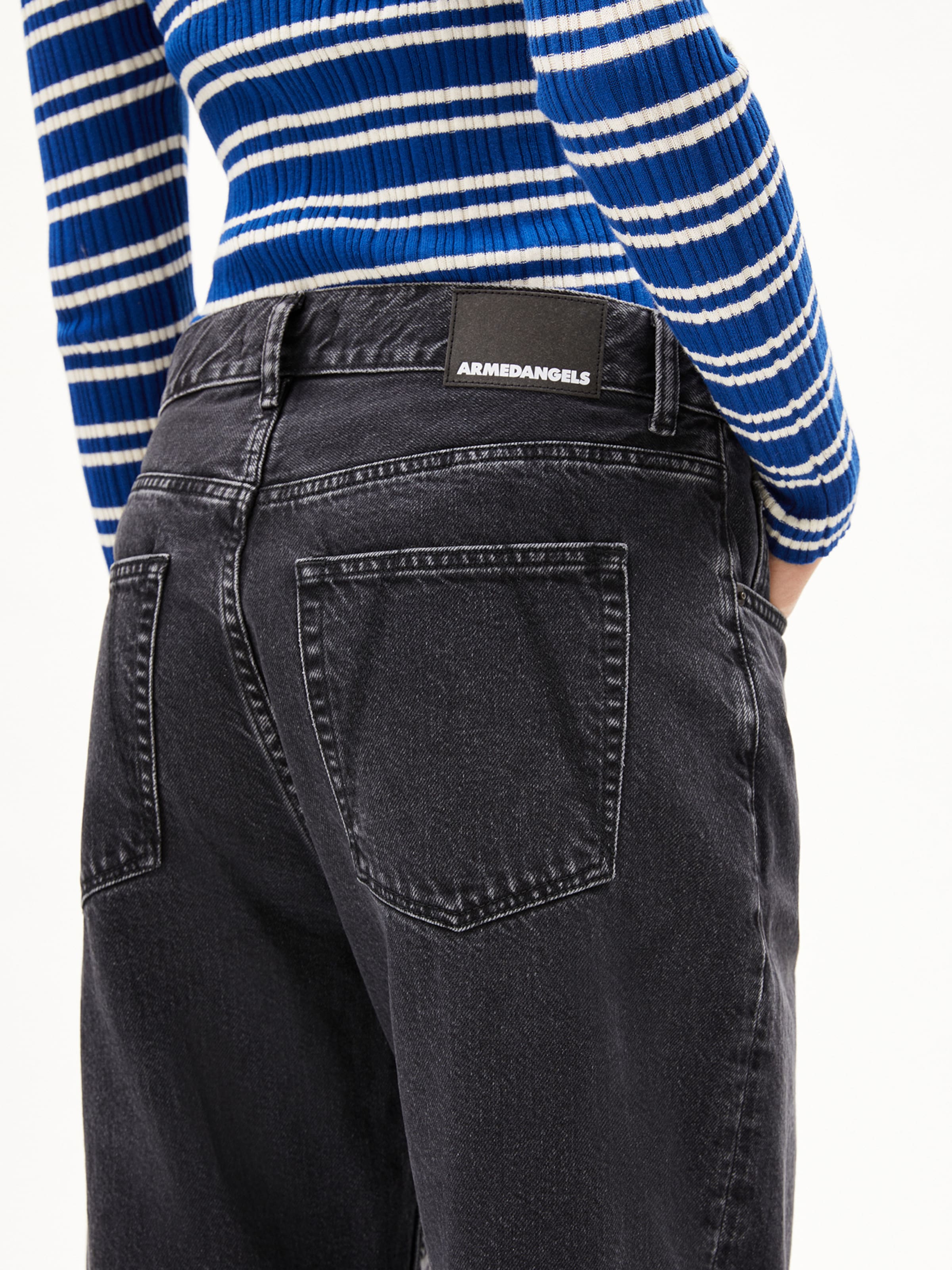 ARMEDANGELSLoosefit Traperice 'Haayi' - crna boja: prednji dio