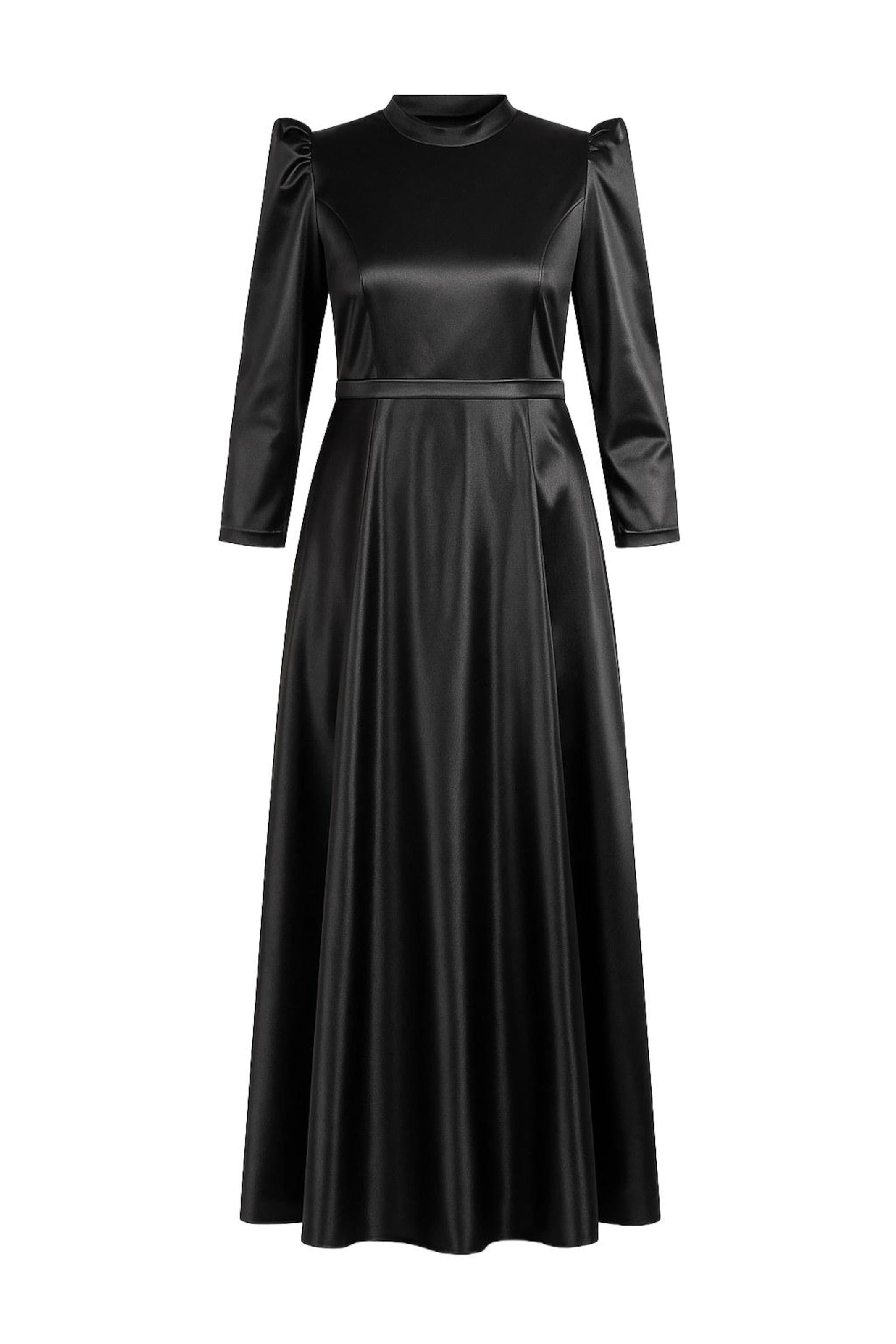 MODAMIHRAM Jurk in Zwart: voorkant