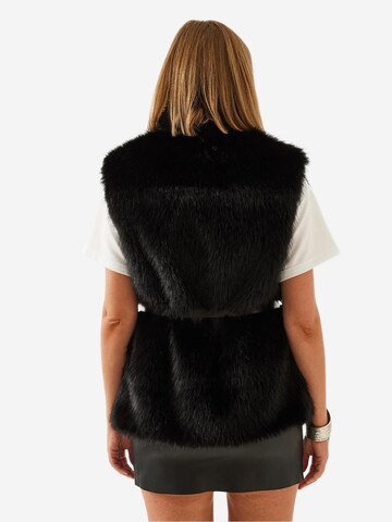Gilet di Bianco Lucci in nero