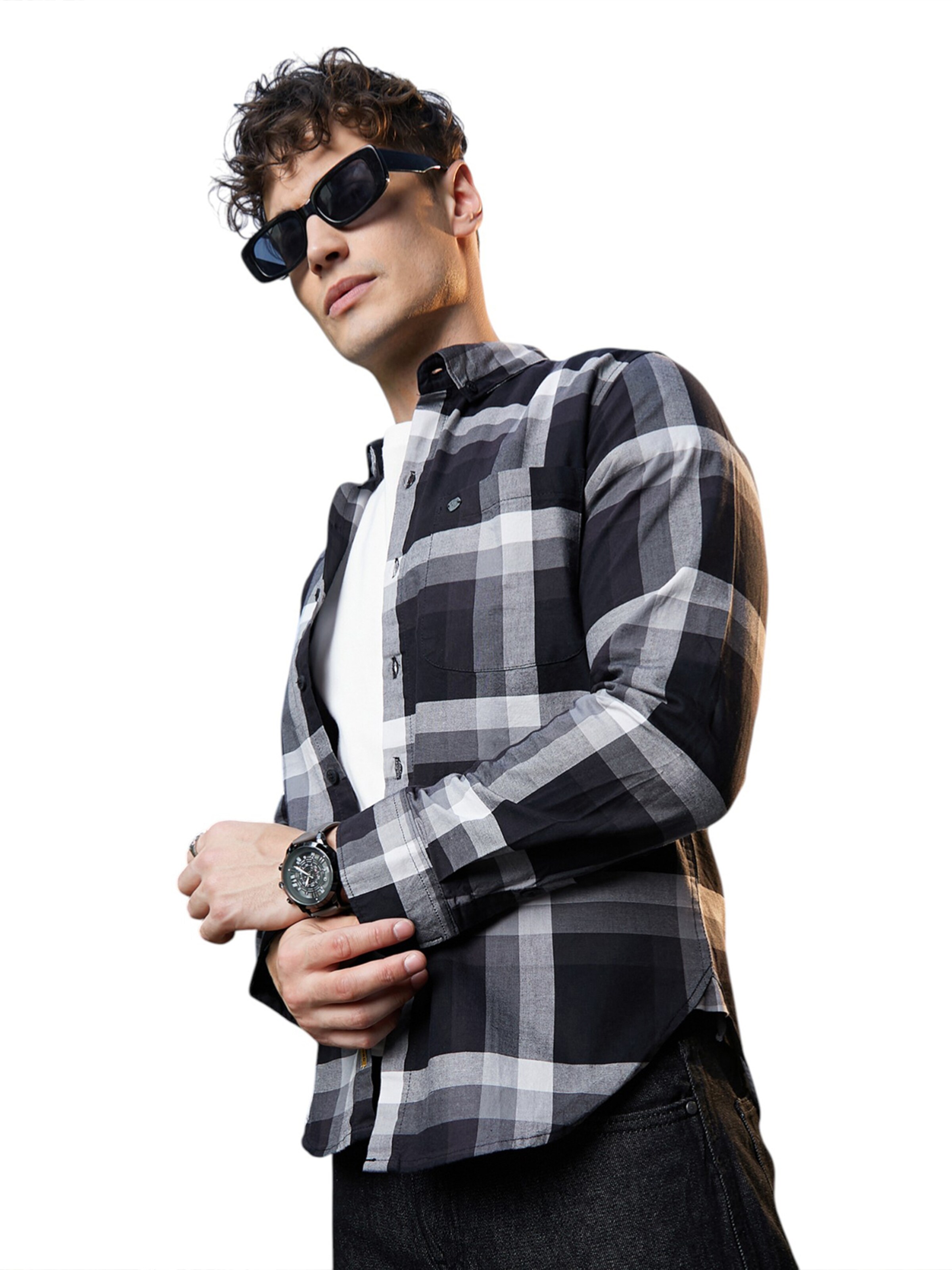 Campus Sutra Mugav suurus Triiksärk 'Shiloh', värv must