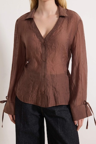 Trendyol - Blusa en marrón
