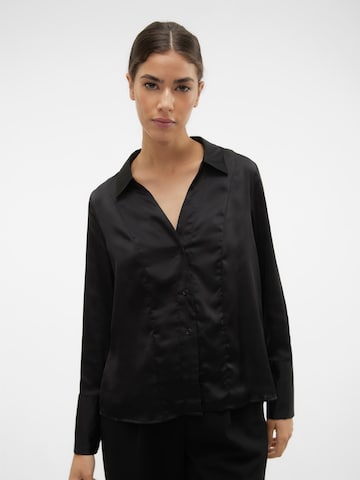 Camicia da donna 'TAM TONJA' di VERO MODA in nero