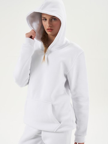 LOUIS LECLER Sweatshirt 'Nora' in Weiß