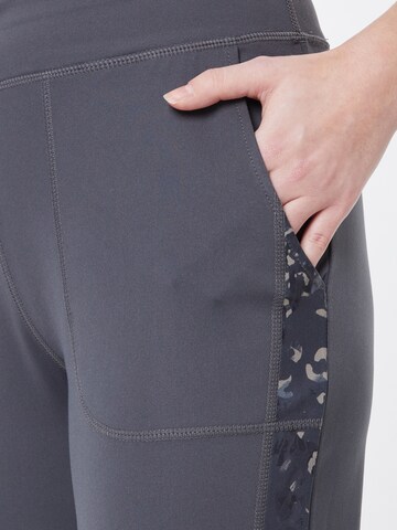 Effilé Pantalon de sport 'JAMES' ONLY PLAY en gris