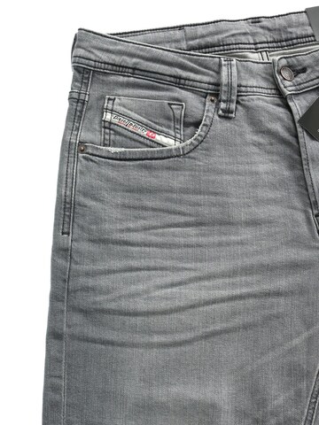 Regular Jean 'Larkee-X' DIESEL en gris