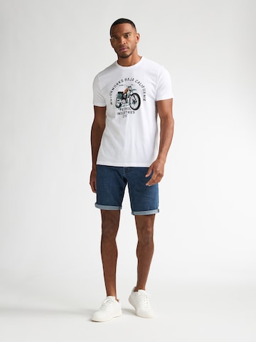 T-Shirt 'Classic' Petrol Industries en blanc
