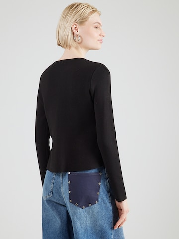 ONLY Neuletakki värissä musta