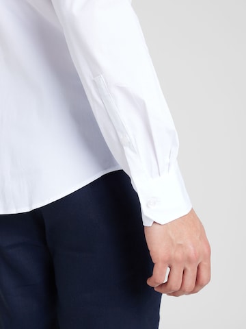 s.Oliver BLACK LABEL - Ajuste estrecho Camisa de negocios en blanco