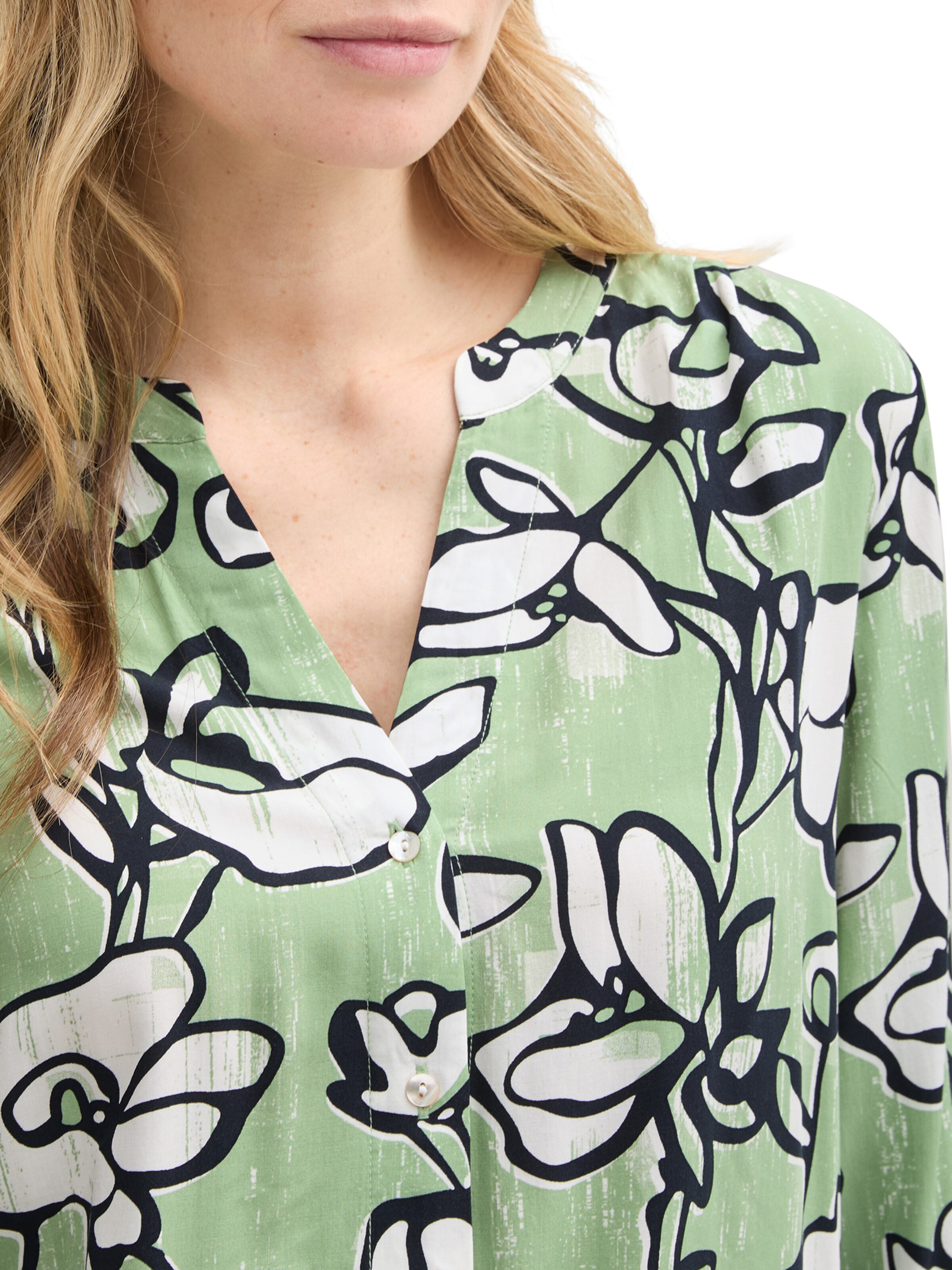 TOM TAILOR Blouse in Groen