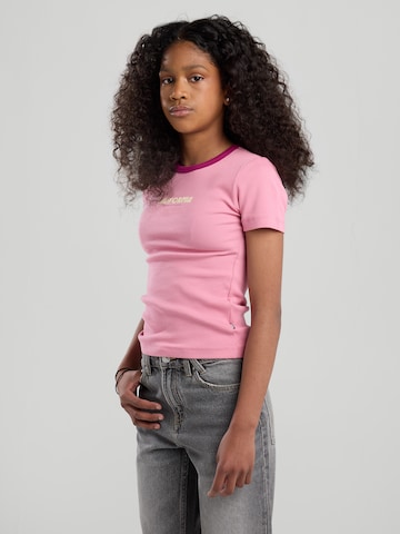 T-Shirt America Today en rose : devant