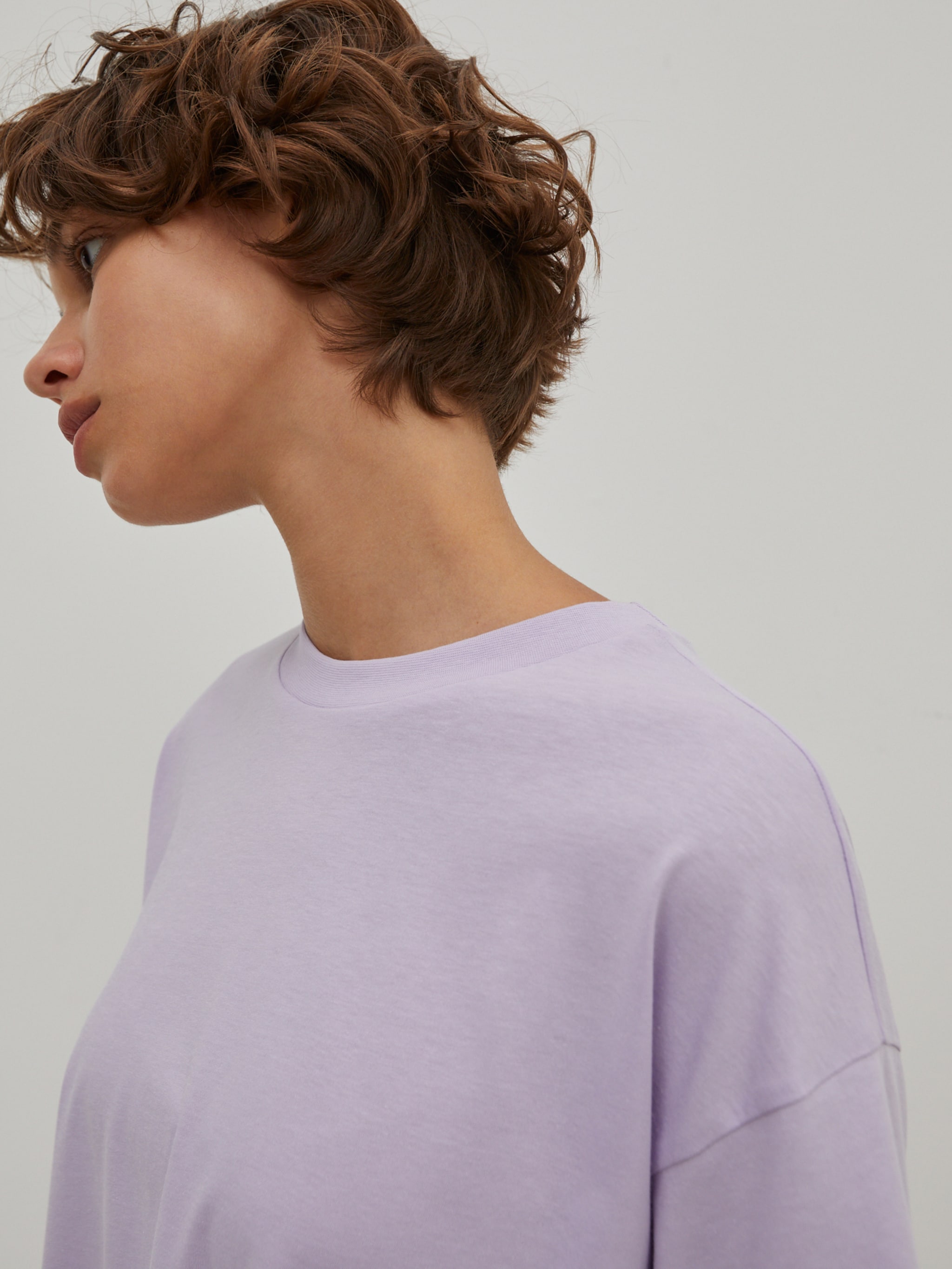 EDITED Productos Camiseta 'Sila' lila