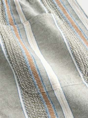 Next Normalny krój Spodnie w kolorze zielony