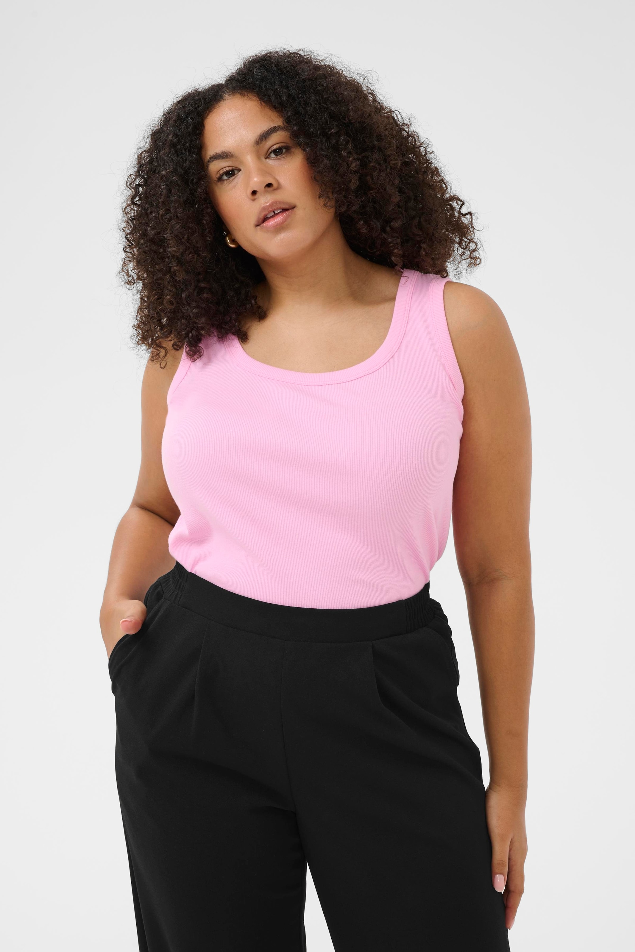 KAFFE CURVE Loosefit Bukser 'KCpheolo' i sort