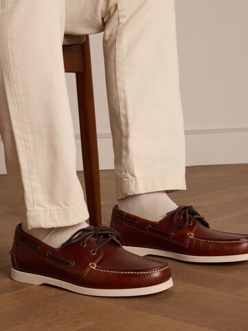 MANFIELD Mocassins in Bruin: voorkant