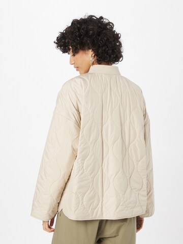 ESPRIT Jacke in Beige