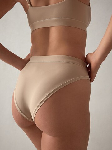 self. Panty in Beige
