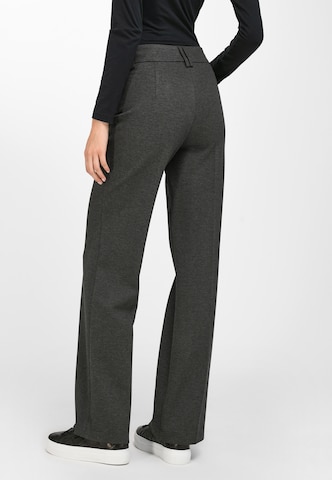 Peter Hahn Boot cut Pleated Pants 'Cornelia' in Grey