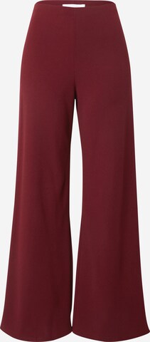 SISTERS POINT Pants 'GLUT' in Red: front